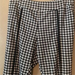 Black and White Checkered Leggings by Shein - 2X